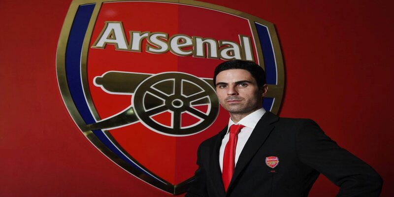 HLV trưởng Mikel Arteta